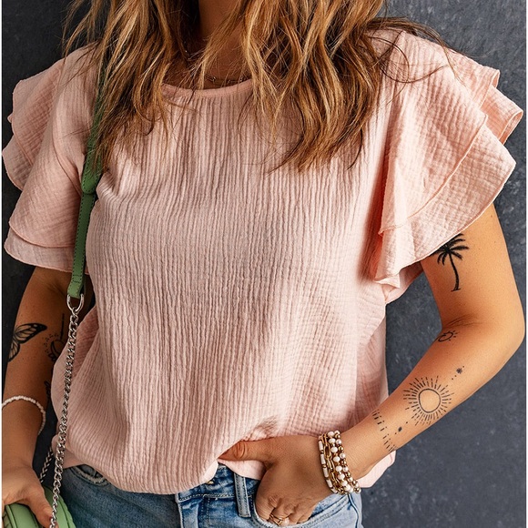 Pink Textured Ruffled Short‎ Sleeve Blouse - Picture 1 of 4